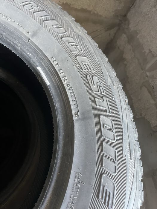 Bridgestone Blizzak DM-V1 265/65 R17