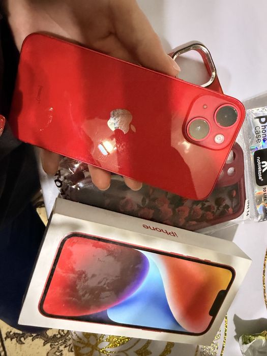 Продам Айфон 14 б/у