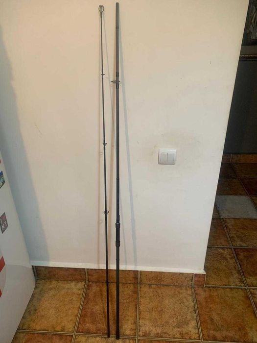 2 lansete shimano tribal velocity 3.05  / 3lbs stare impecabila !!!