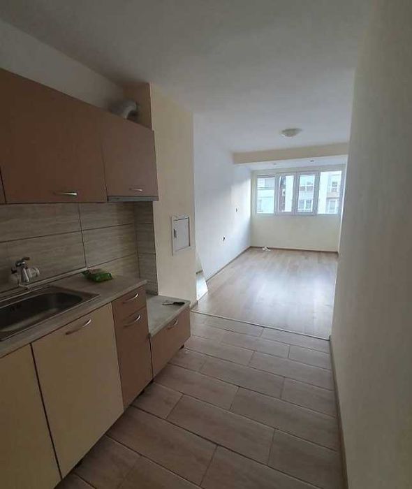 Дава се под наем Двустаен апартамент в Бургас, Лазур - 50 кв.м за 150 € - Снимка #4