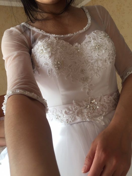 Свадебное платье