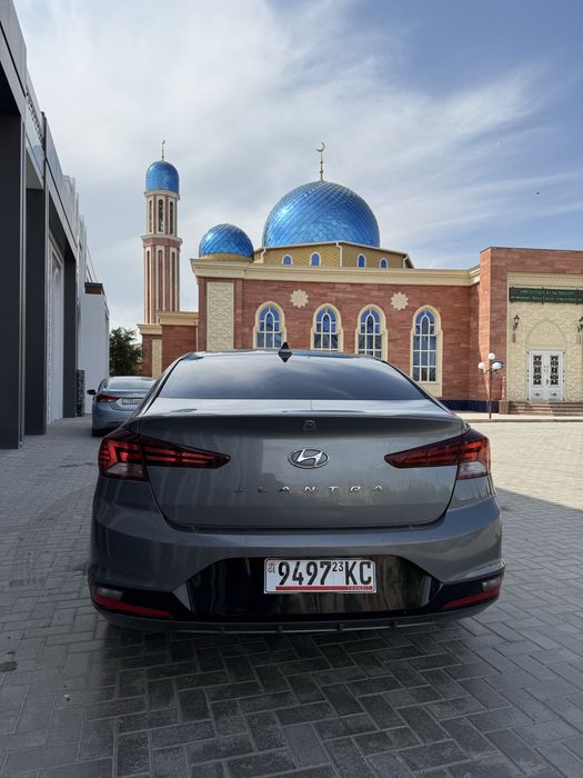 Hyundai ELANTRA 2019 АКПП, ТРАНЗИТ. 2 обьем