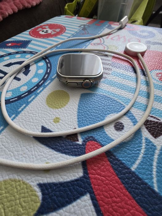 Vând Apple Watch ultra 2.