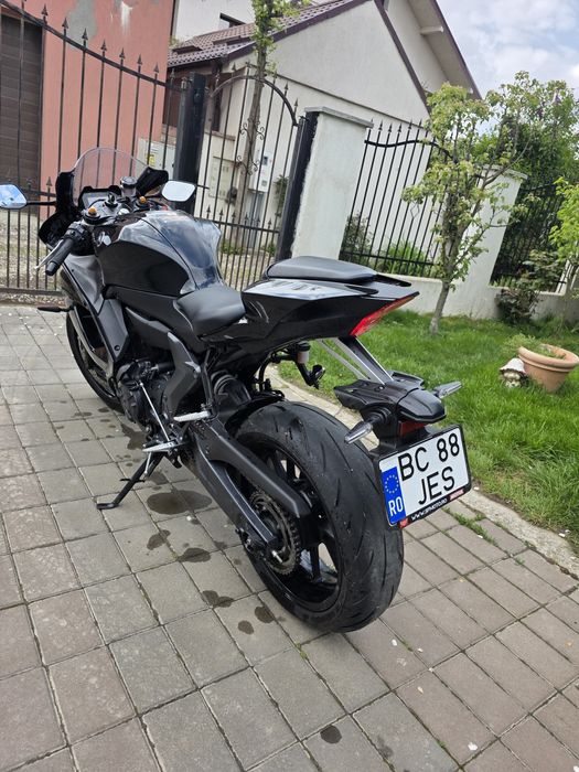 Vând Yamaha R7 2023 Limitată A2 accept variante auto -+diferența