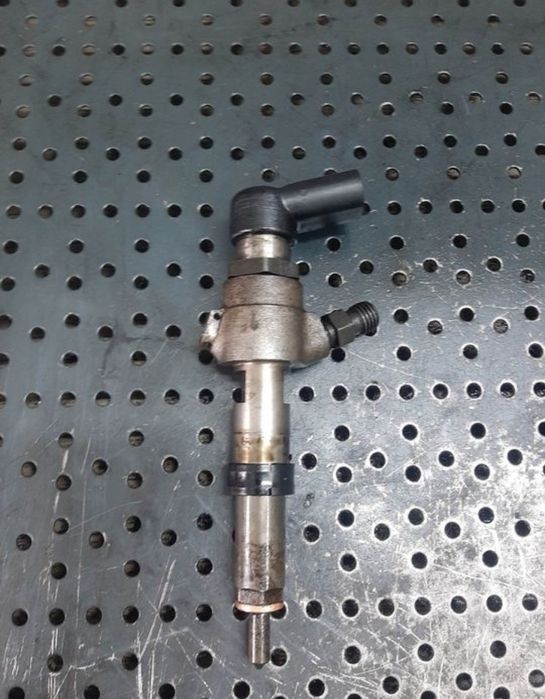 Injectoare 1.4 tdci ford fiesta 5 fusion mazda 2 9663429280
