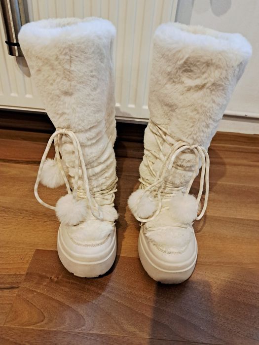 Cizme de iarna Bershka