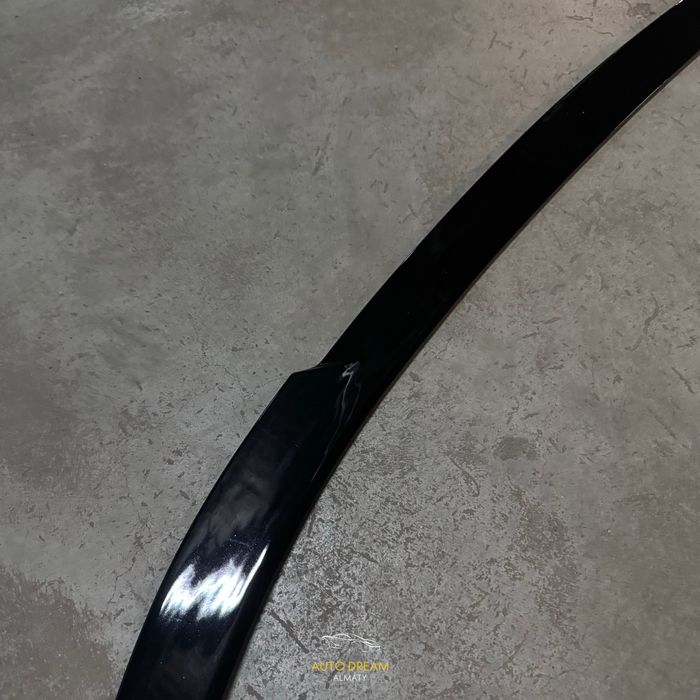 Спойлер Zeekr 001