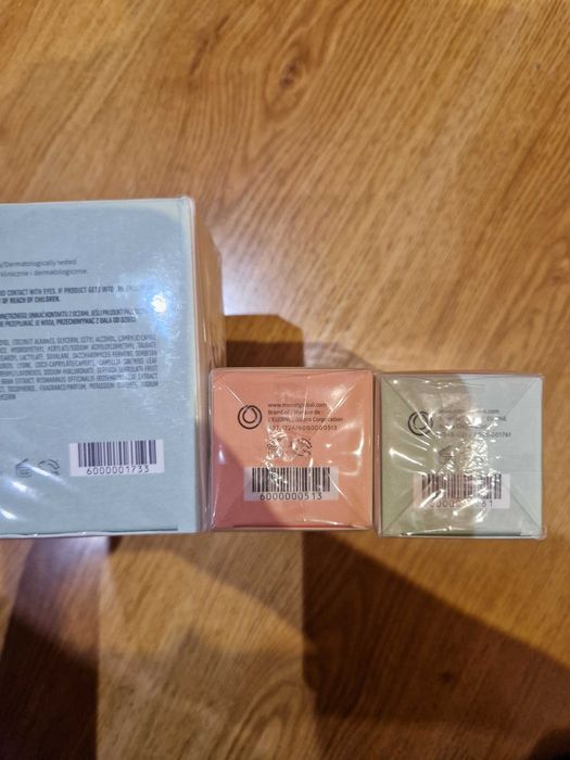 Козметика на MONAT