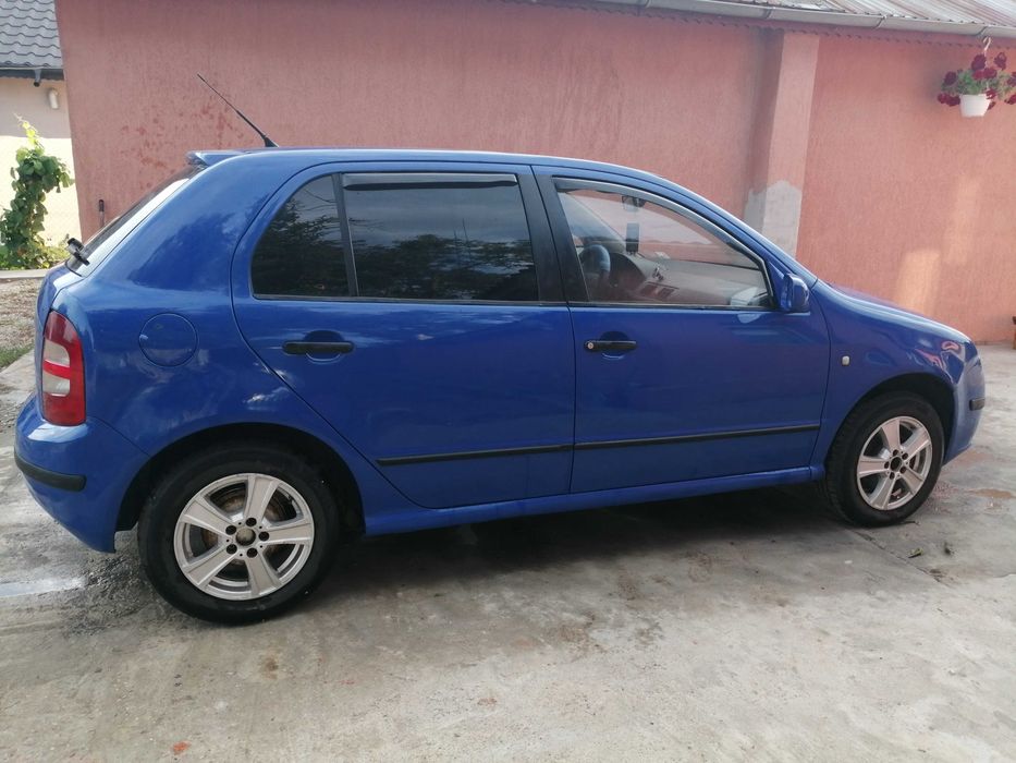 Vând Mașină SKODA FABIA