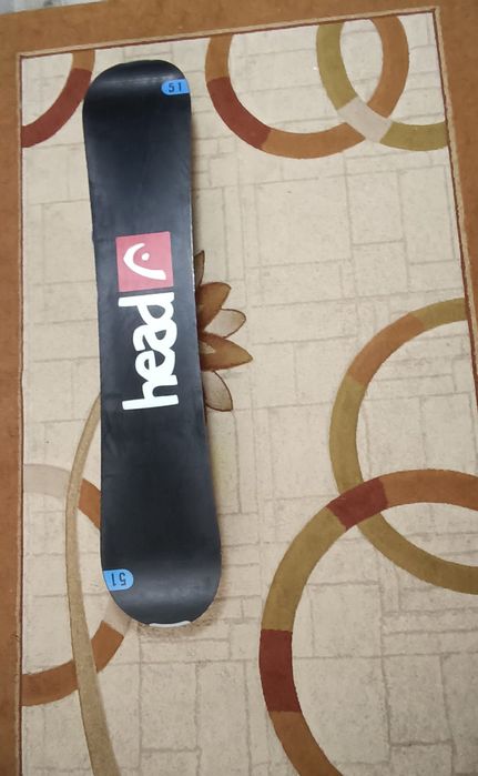 Vând placă de snowboard Head