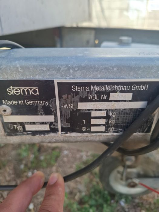 Remorca 750 kg stema