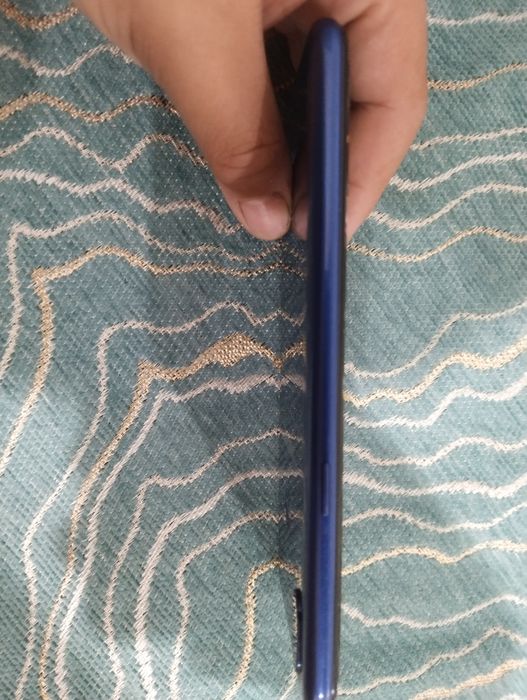 Продам или Обменяю Самсунг А10