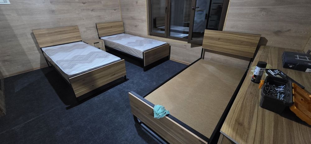 Металлические Односпальные двуспальная полуторка кровать