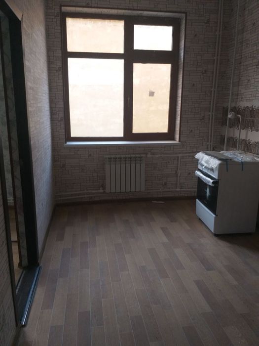 ДИҚҚАТ ЭЪЛОН ! ! ! Квартира сотилади ками бор!