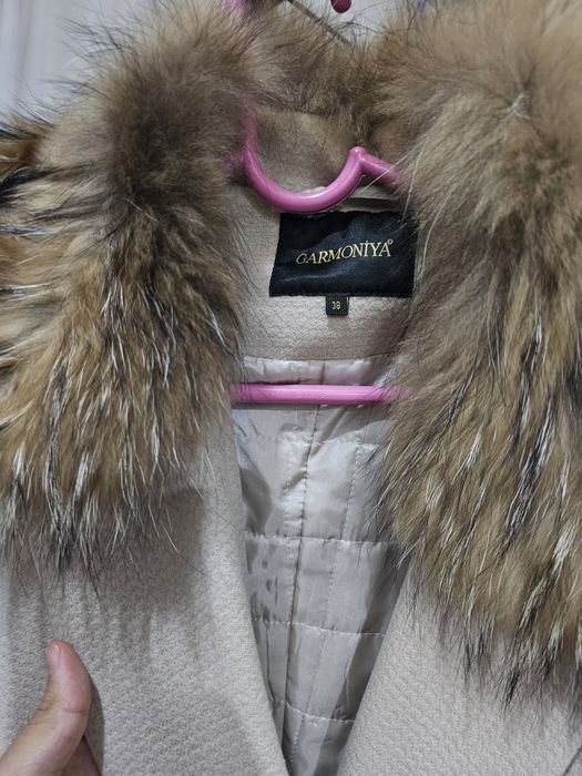 Пальто с мехом короткое