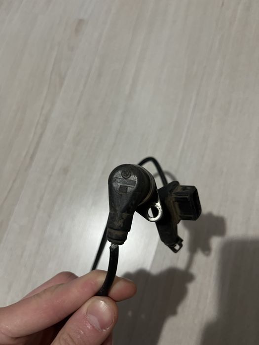 Датчик коленвала м40