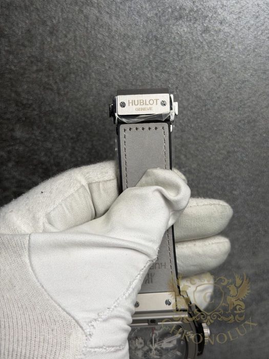 Часовник Hublot big bang сив