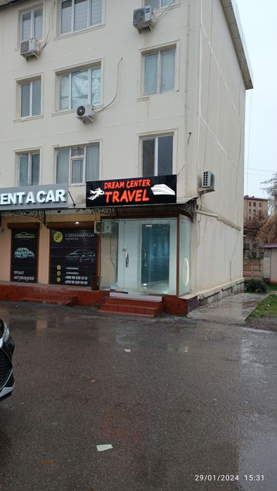 Tashqi reklama baner bukva 24/7