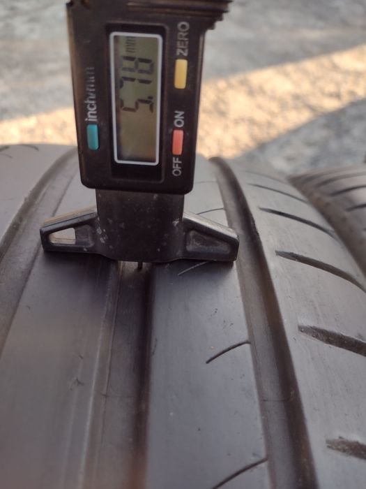 Перфектни 255/35/19+225/40/19 Dunlop MO dot4221