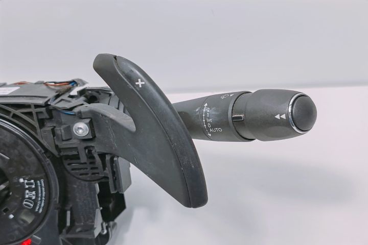 Ansamblu manete  cu spira volan 98302853ZD / 1011084905 / 98312525ZD