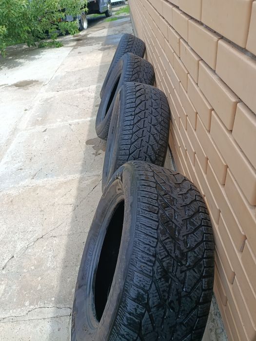 Шины от Hilux.4 шт.