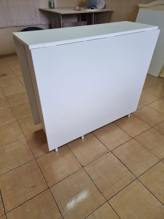 Стол книжка белые