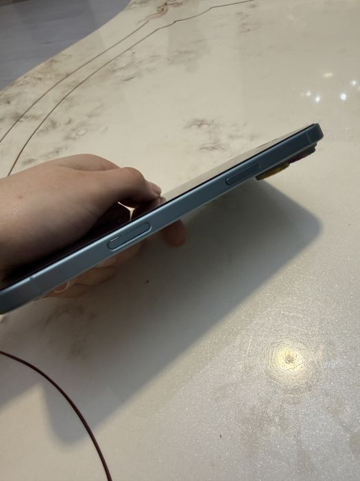 Vand urgent iphone 16 plus 256 gb 94% baterie