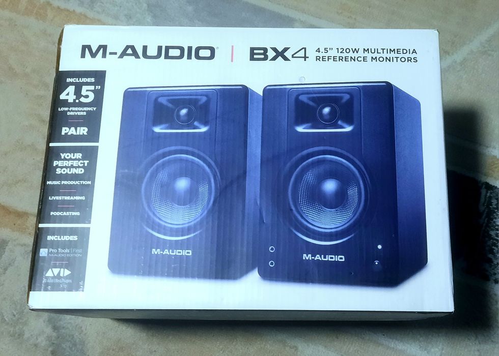 Студийные мониторы M-Audio BX4