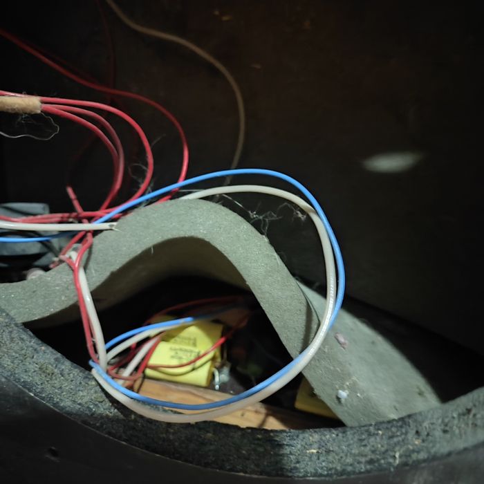 Продавам тонколони Tonsil Altus ZG486 Unitra