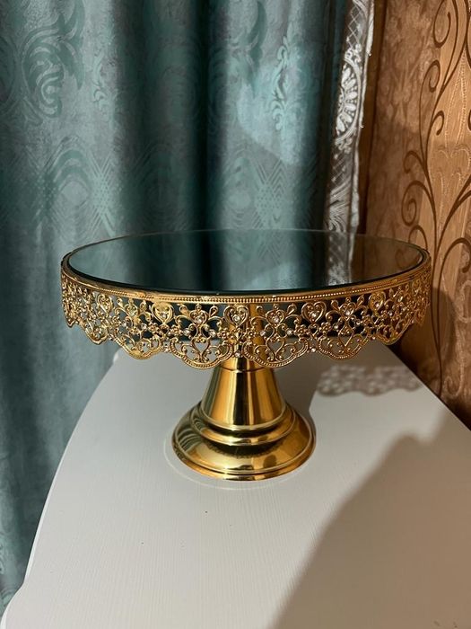 Золотая тортовница