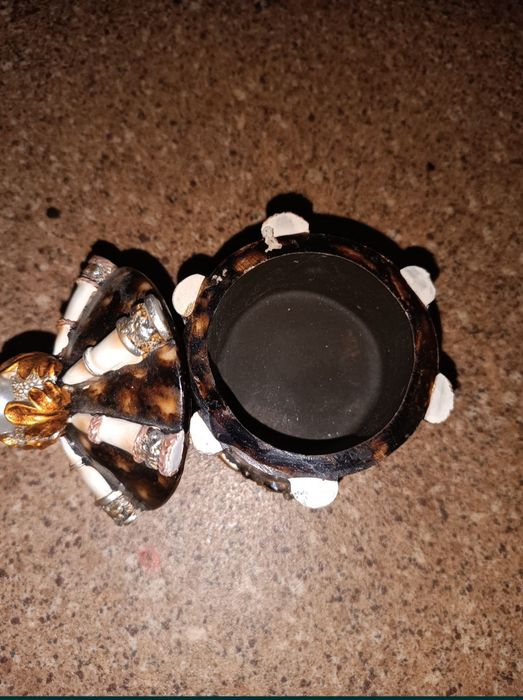 Шкатулка маленькая