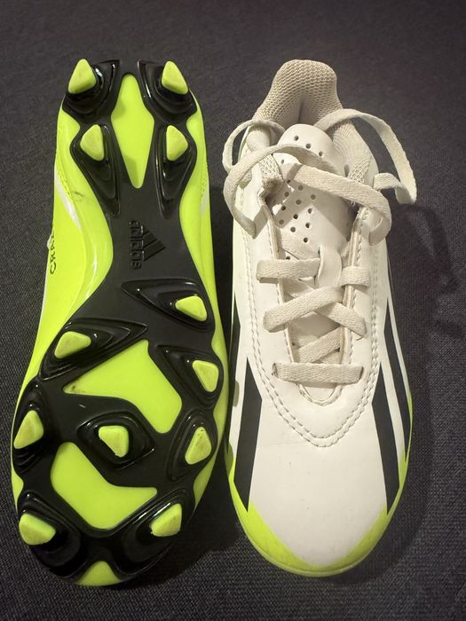 Детски бутонки Адидас