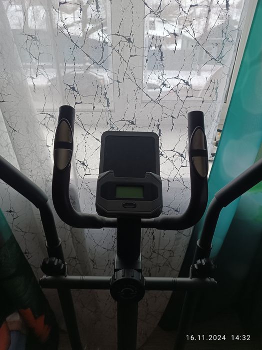 Продам треножор почти новый