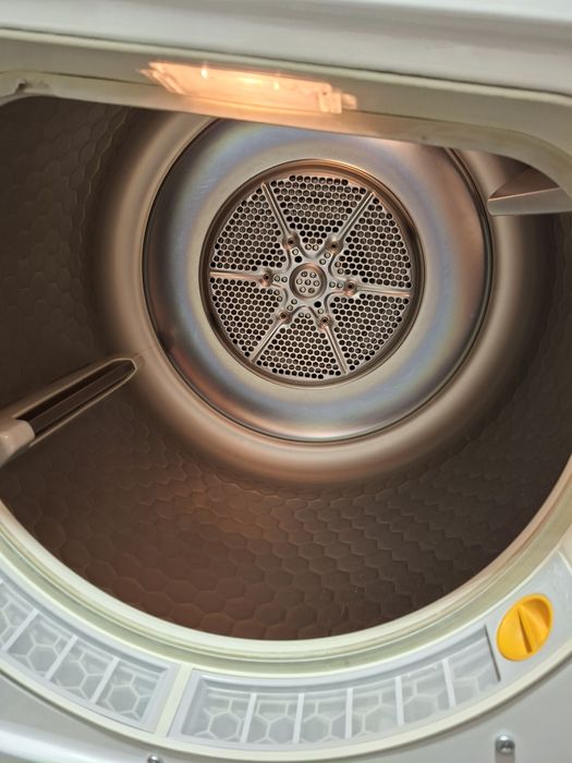 Продавам сушилня МИЕЛЕ