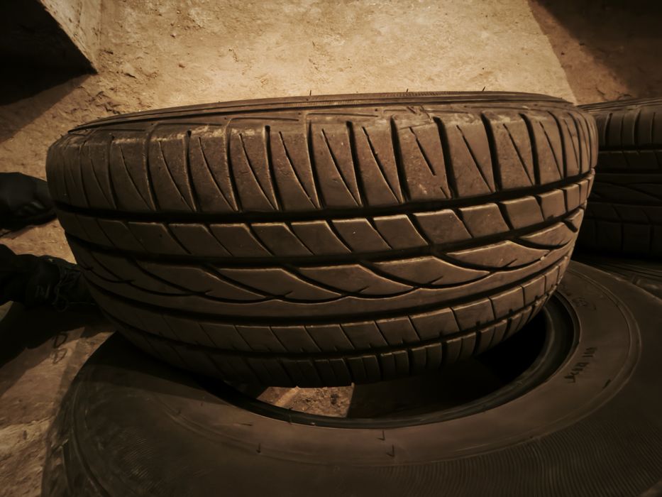 Летни гуми 205/60/16