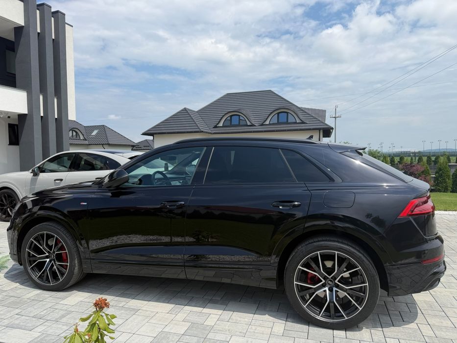 AUDI Q8 2021 — imagine 4