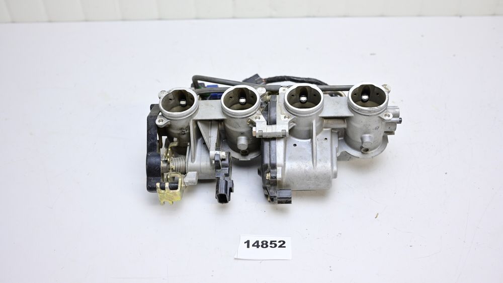 Rampa Injectie Corp Acceleratie Admisie Clapete Yamaha YZF R6 2006 -