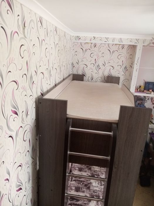Продам двухъярусную диван кровать