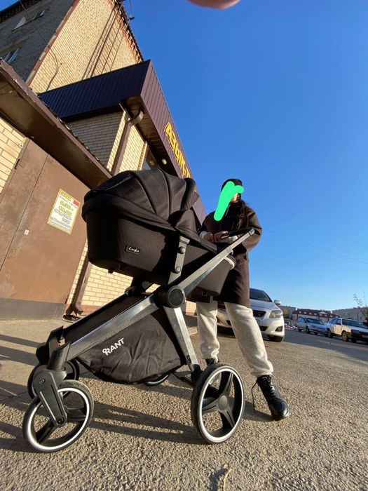 Продам коляску 3 в 1