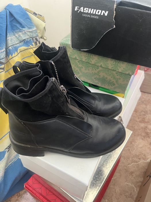 Женские кроссовки бу продам