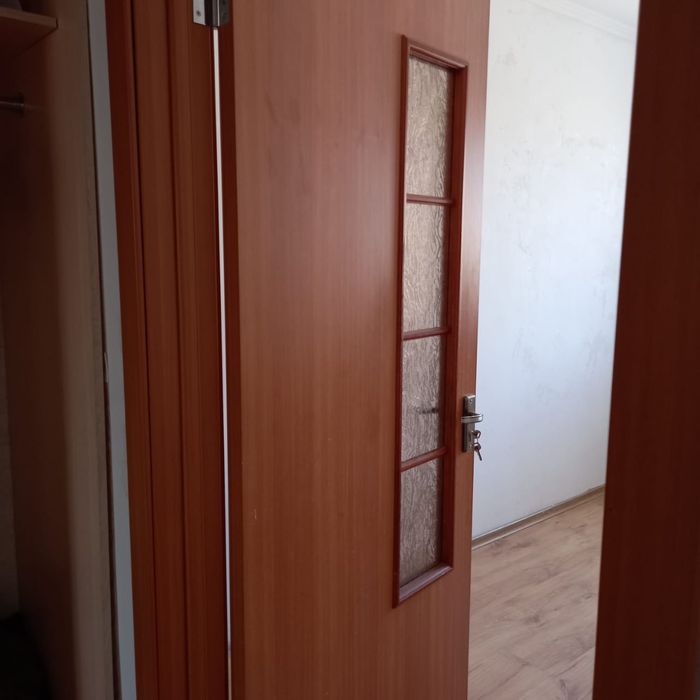 Продам межкомнатные двери