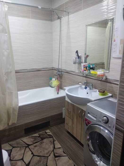 Mirobod tumani da hovli sotiladi