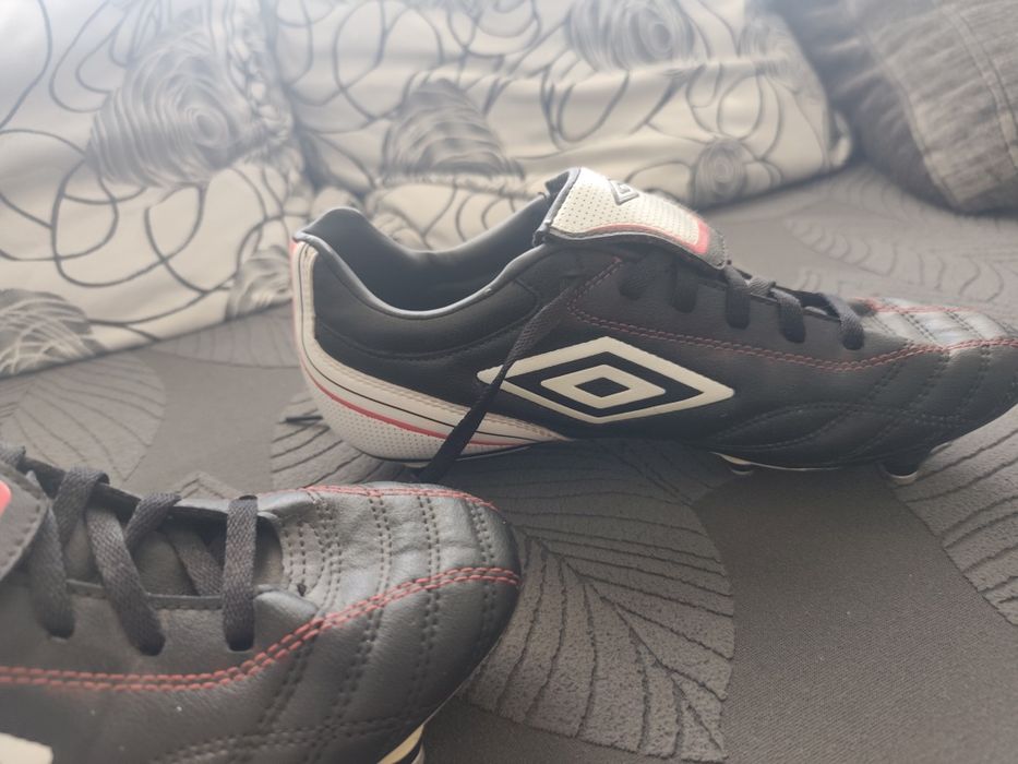 Бутонки Umbro 42.5, 27 см стелка