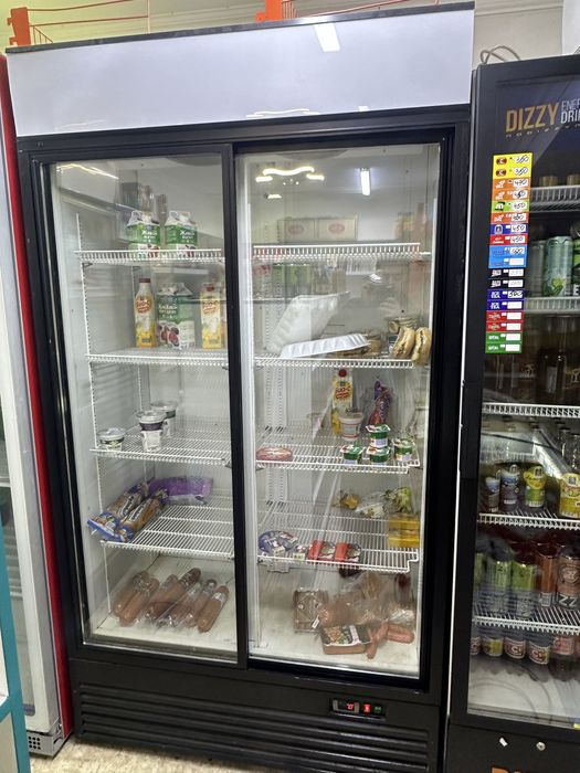 Холодильник, морозильник, стеллаж, полки