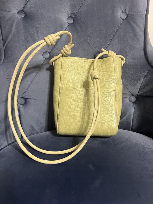 Сумочка кожанная продам