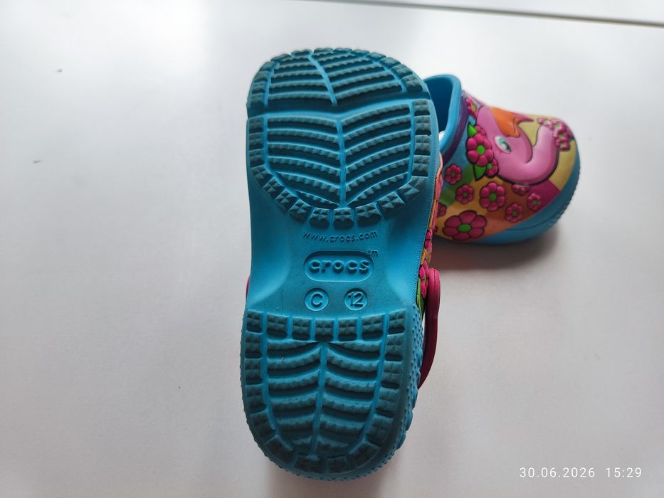 Crocs оригинал для девочки 28-29 размер, яркие