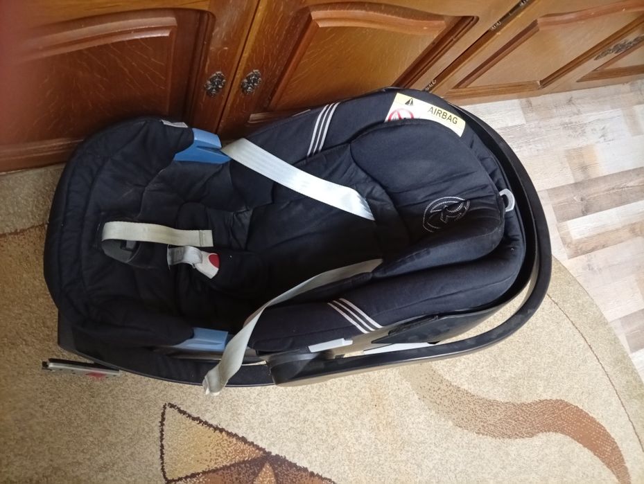 Vând scoica auto+pătuț+căruț