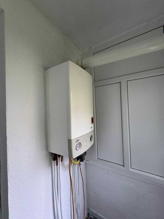 Inchiriez apartament pe botizului 200 euro