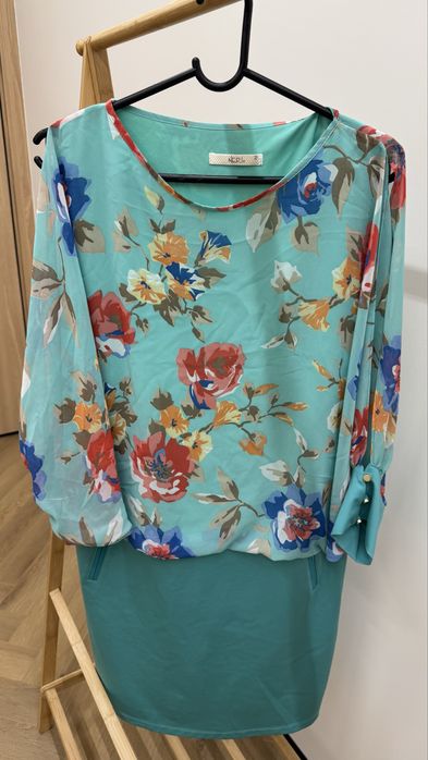 Продам женское платье