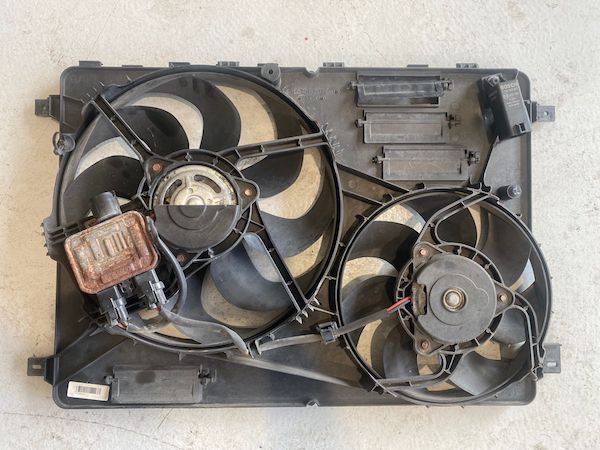 Ventilator radiator Volvo XC60 2009-2017 31293777 6G91-8C607-ND